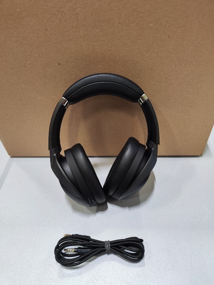 ASUS ROG Strix Go BT Wireless Gaming Headset Works Only With AUX Cable