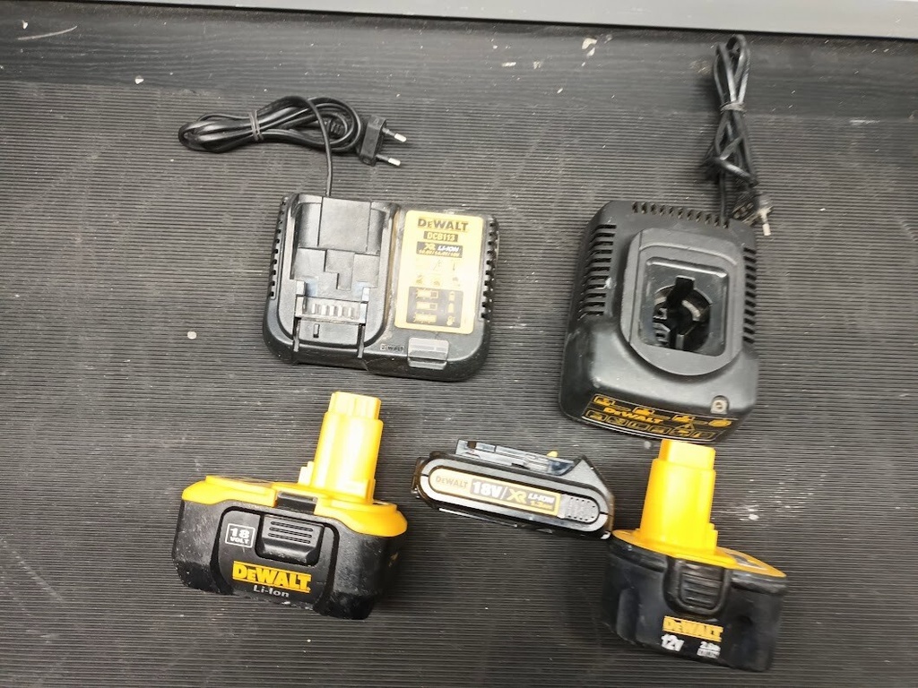 Lot of 5 DEWALT Power Tool Battery Chargers – Used, Fully Functional Has Scratch