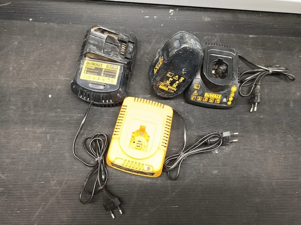 Lot of 4 DEWALT Power Tool Battery Chargers – Used, Fully Functional Has Scratch