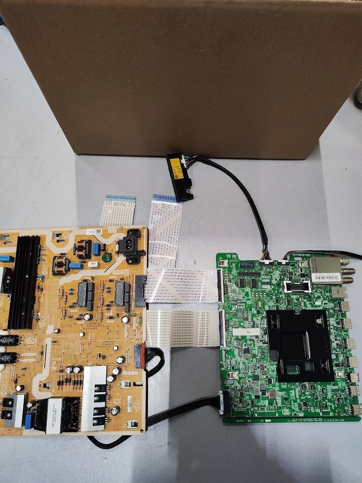 Samsung BN41-02636 Main Board with BN44-00878C Power Board for L55E7R NSM TV